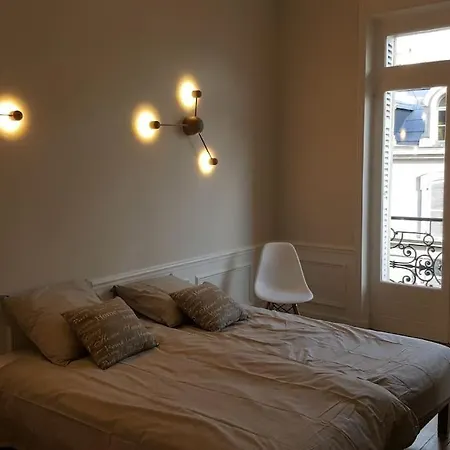 Apartment Center Of - Large Refurbished Historic Flat Reims