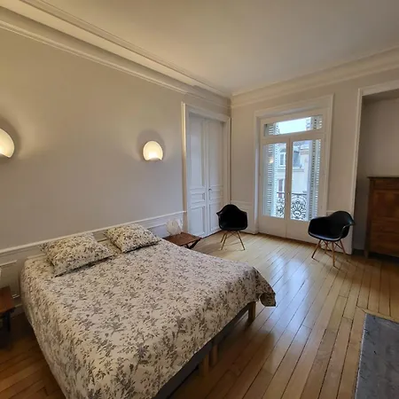 Apartment Center Of - Large Refurbished Historic Flat Reims